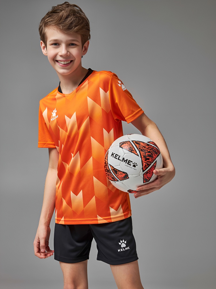 Детская футбольная форма KELME Short-Sleeved Football Suit (Orange/Black)