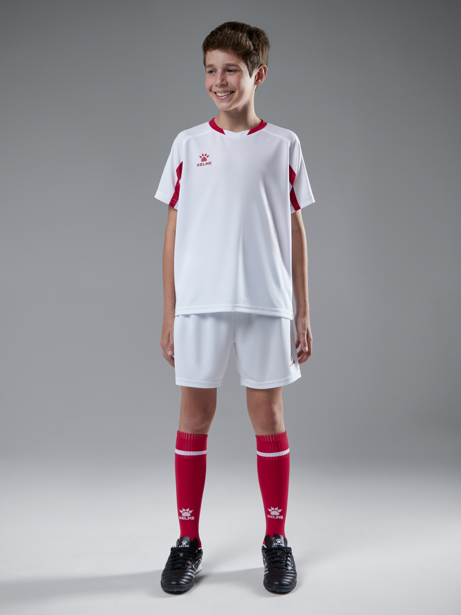Детская футбольная форма KELME Football Suit (White/Red)