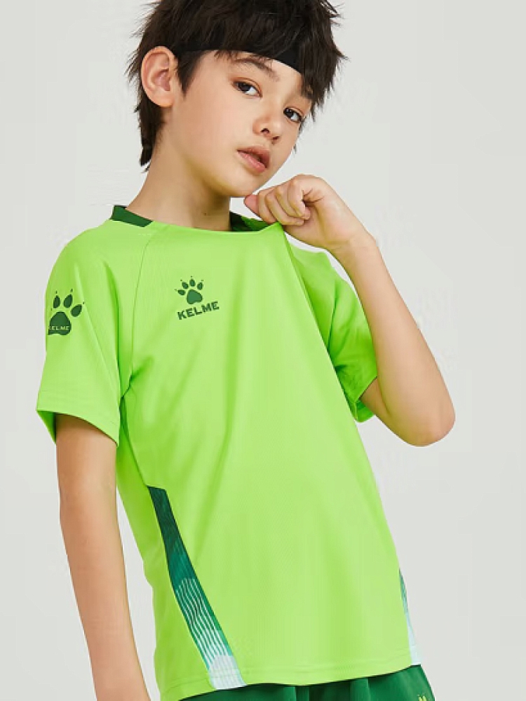Детская фуутбольная форма KELME Short Sleeve Football Suit (Light Green/Green)