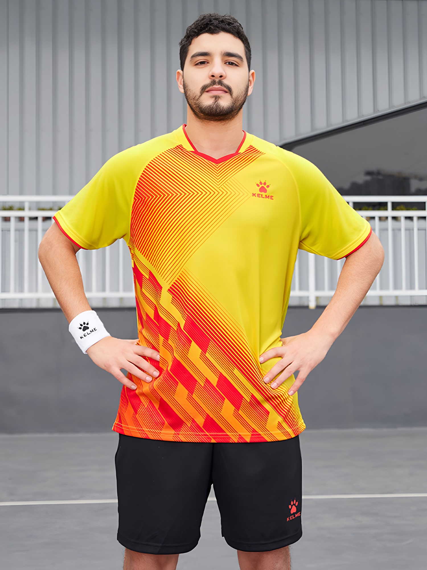 Теннисная форма KELME Table Tennis Suit (Yellow/Black)