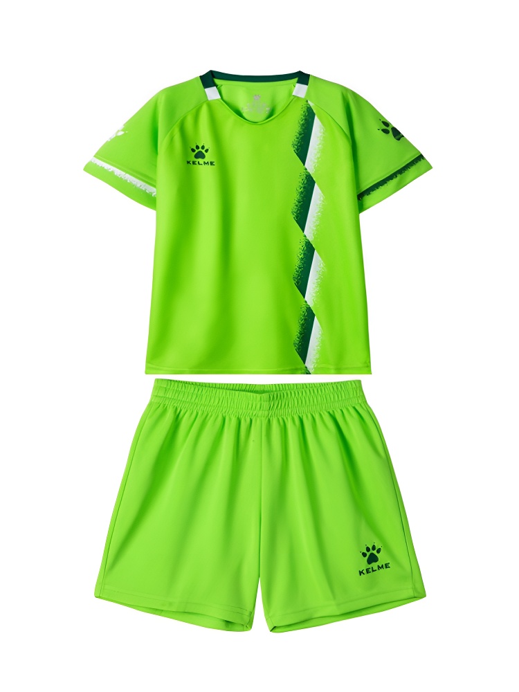 Детская футбольная форма KELME Short Sleeve Football Suit Light Green