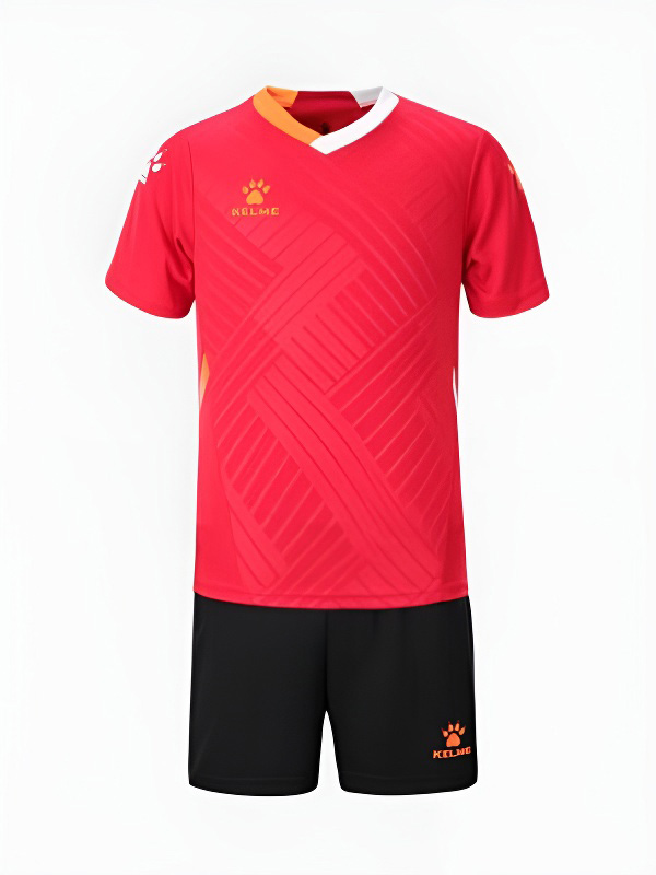 Детская футбольная форма KELME Short-Sleeved Football Suit (Red/Black)
