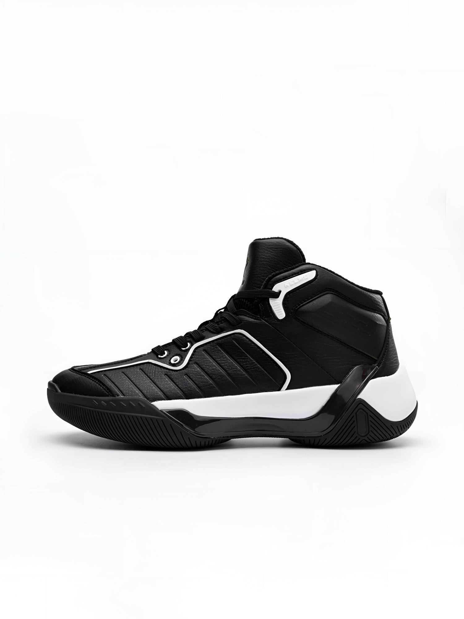 Баскетбольные кроссовки KELME Men's Basketball Shoes (White/Black)