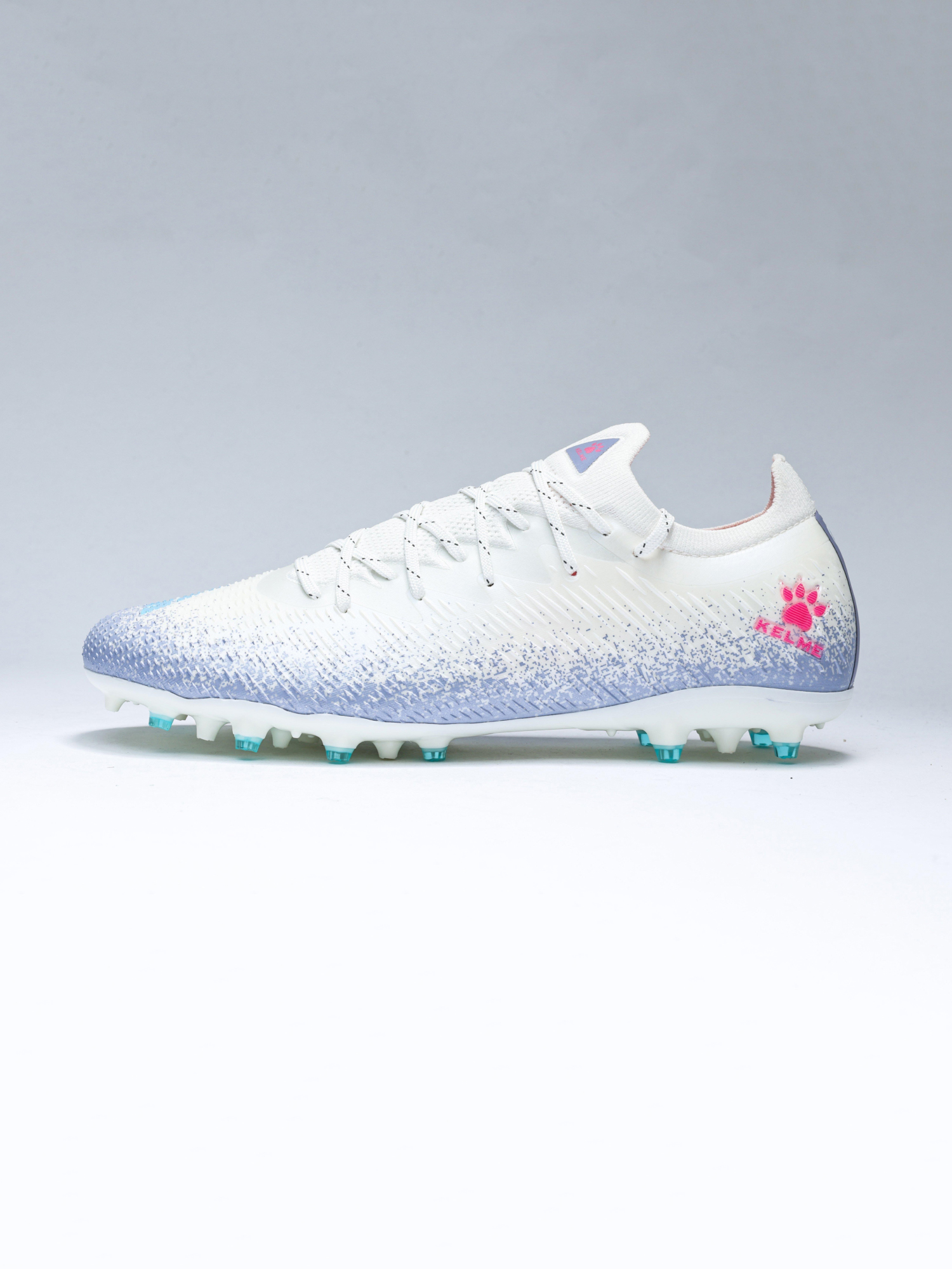 Детские бутсы KELME Children's Football Shoes (MG) White