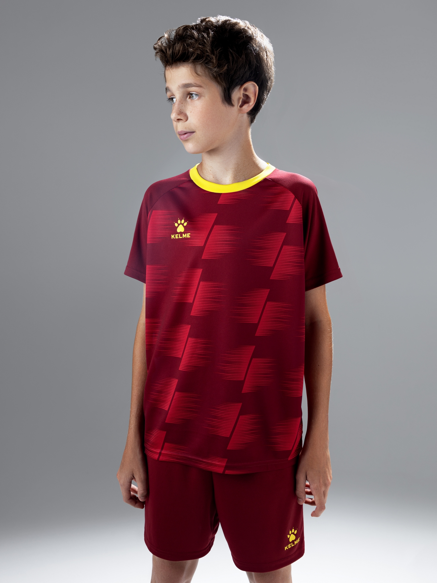Детская футбольная форма KELME Football Suit Burgundy