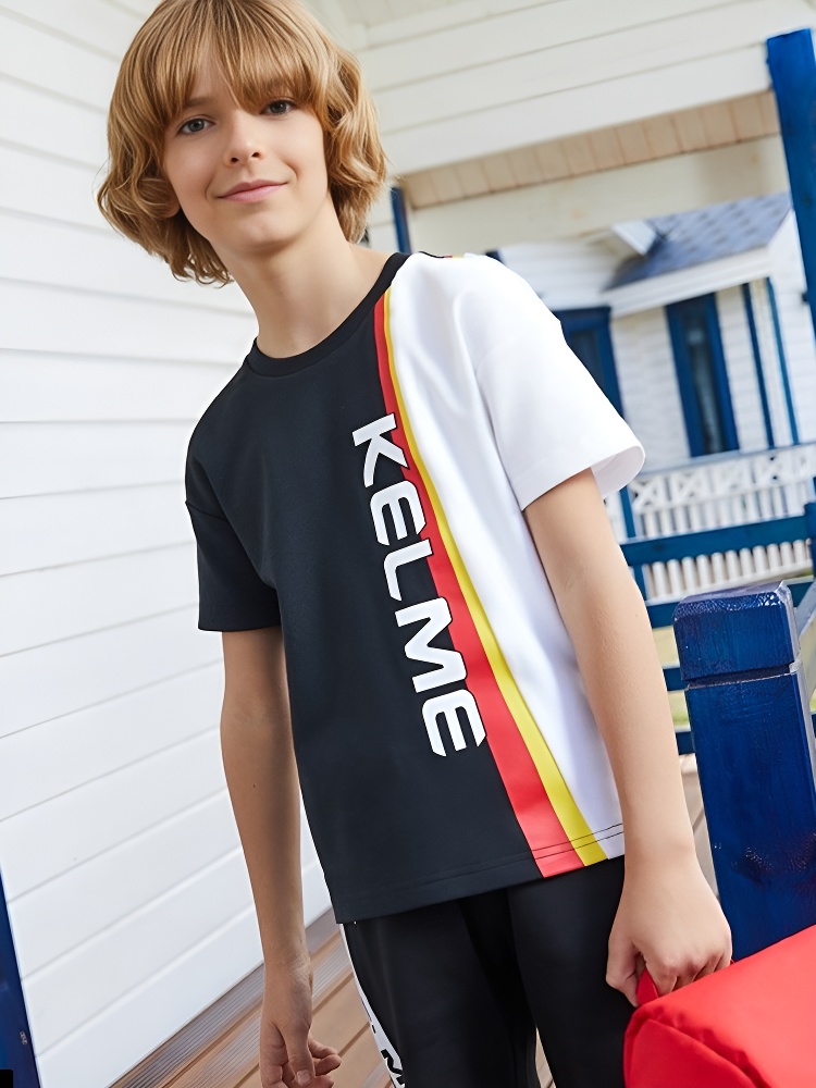 Детская футболка KELME Boys Short Sleeve T-Shirt (Black/White)