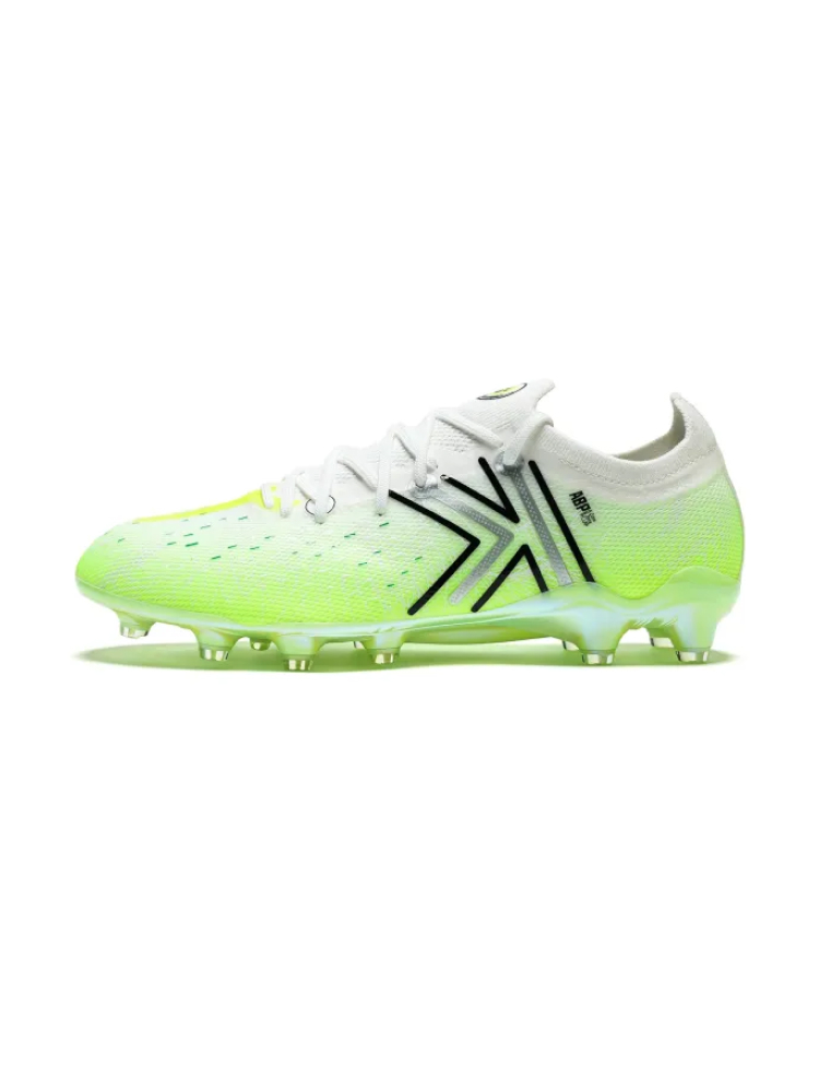 Бутсы KELME Men's Soccer Cleats (FG) White/Green