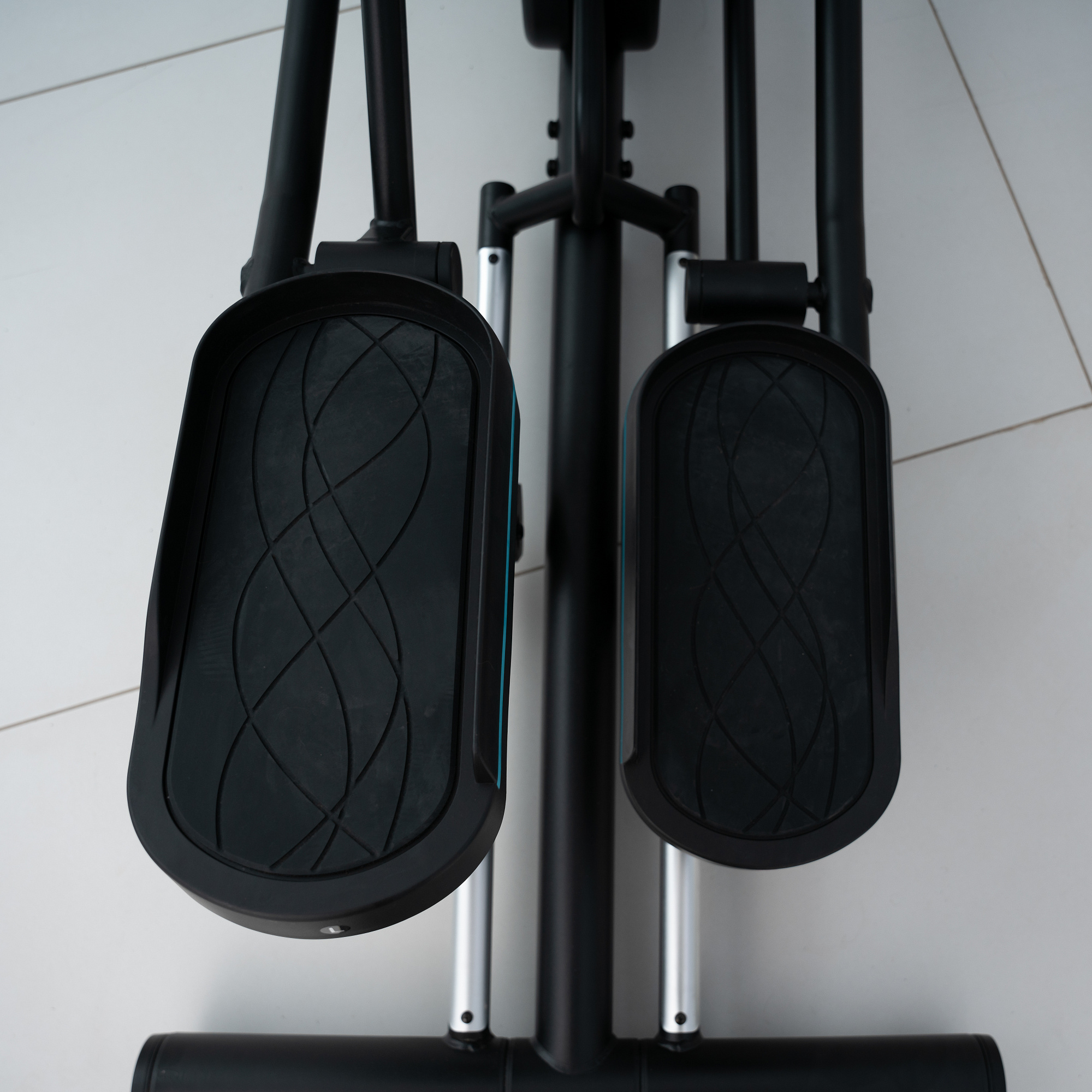 Эллиптический тренажер домашний OXYGEN FITNESS PHANTOM A TFT